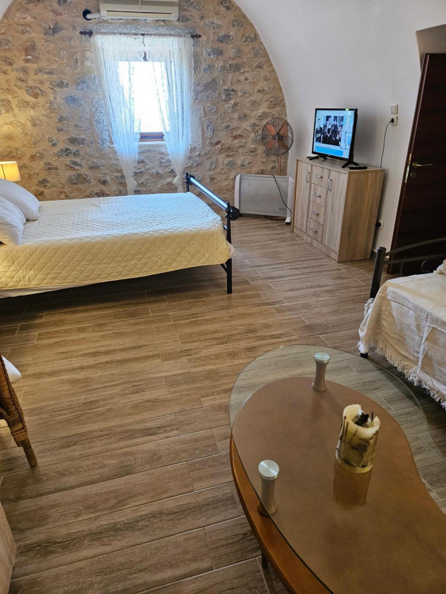 Kamares Stone House 1 Apartment Alika Ngoại thất bức ảnh